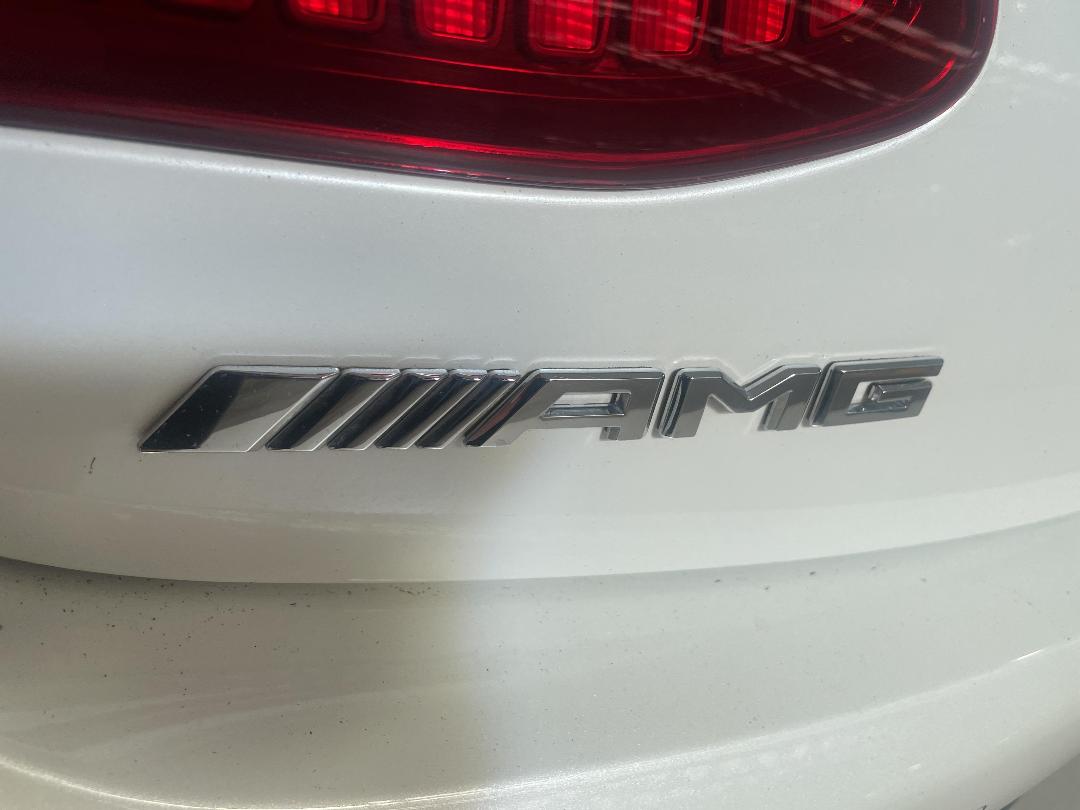 Photo '36' of Mercedes-Benz E-Class