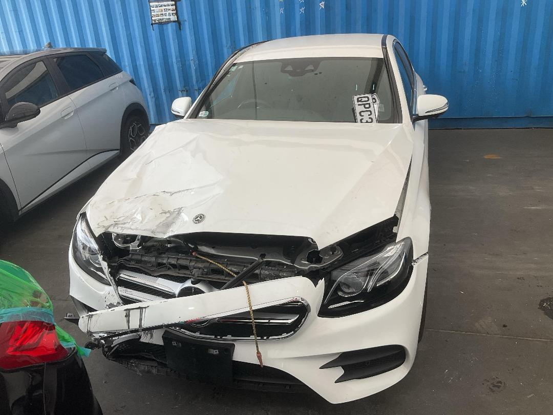 Photo '7' of Mercedes-Benz E350 E