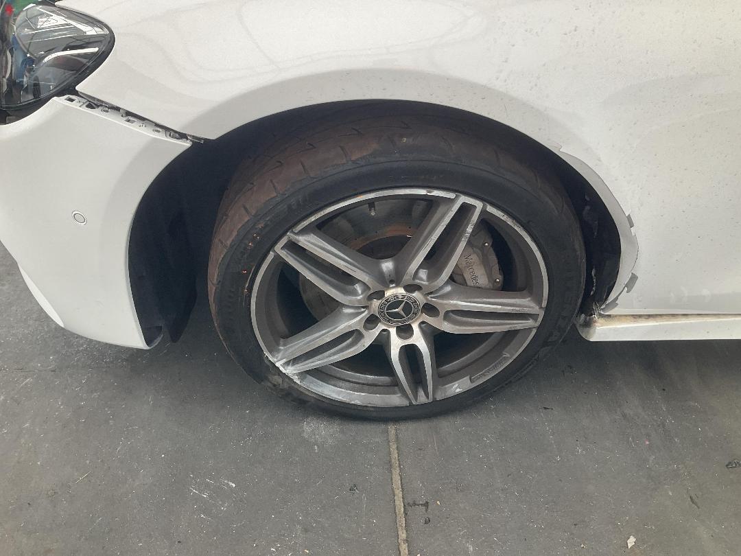 Photo '11' of Mercedes-Benz E350 E