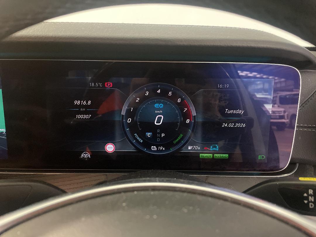 Photo '21' of Mercedes-Benz E350 Photo '21' of Mercedes-Benz E350