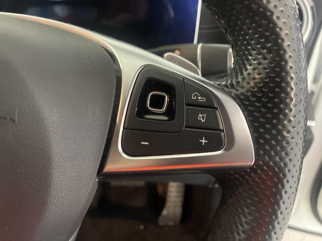 Photo '26' of Mercedes-Benz E350 Photo '26' of Mercedes-Benz E350