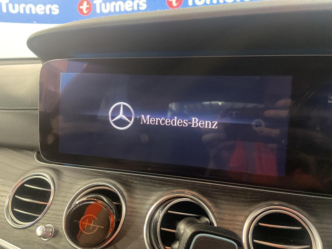 Photo '29' of Mercedes-Benz E350 Photo '29' of Mercedes-Benz E350