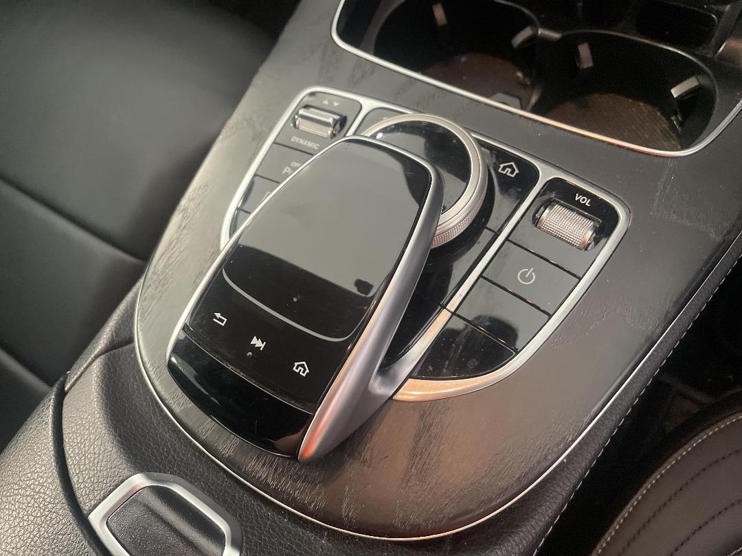 Photo '32' of Mercedes-Benz E350 Photo '32' of Mercedes-Benz E350