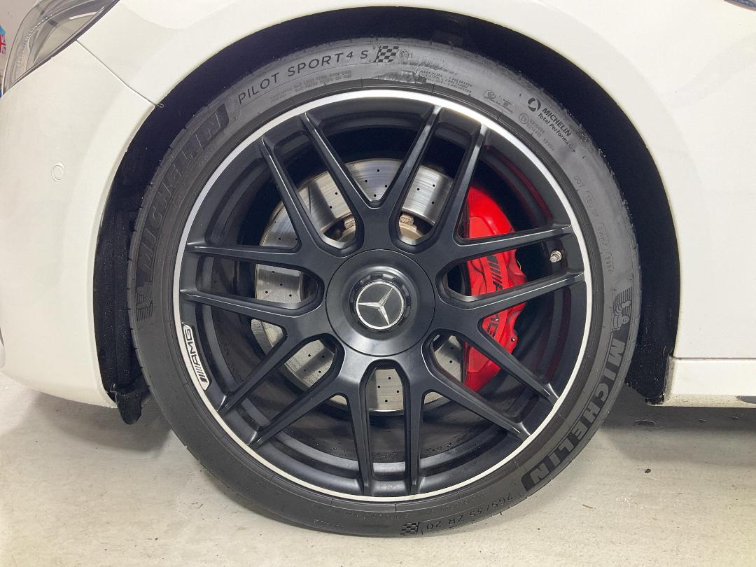 Photo '10' of Mercedes-Benz E63