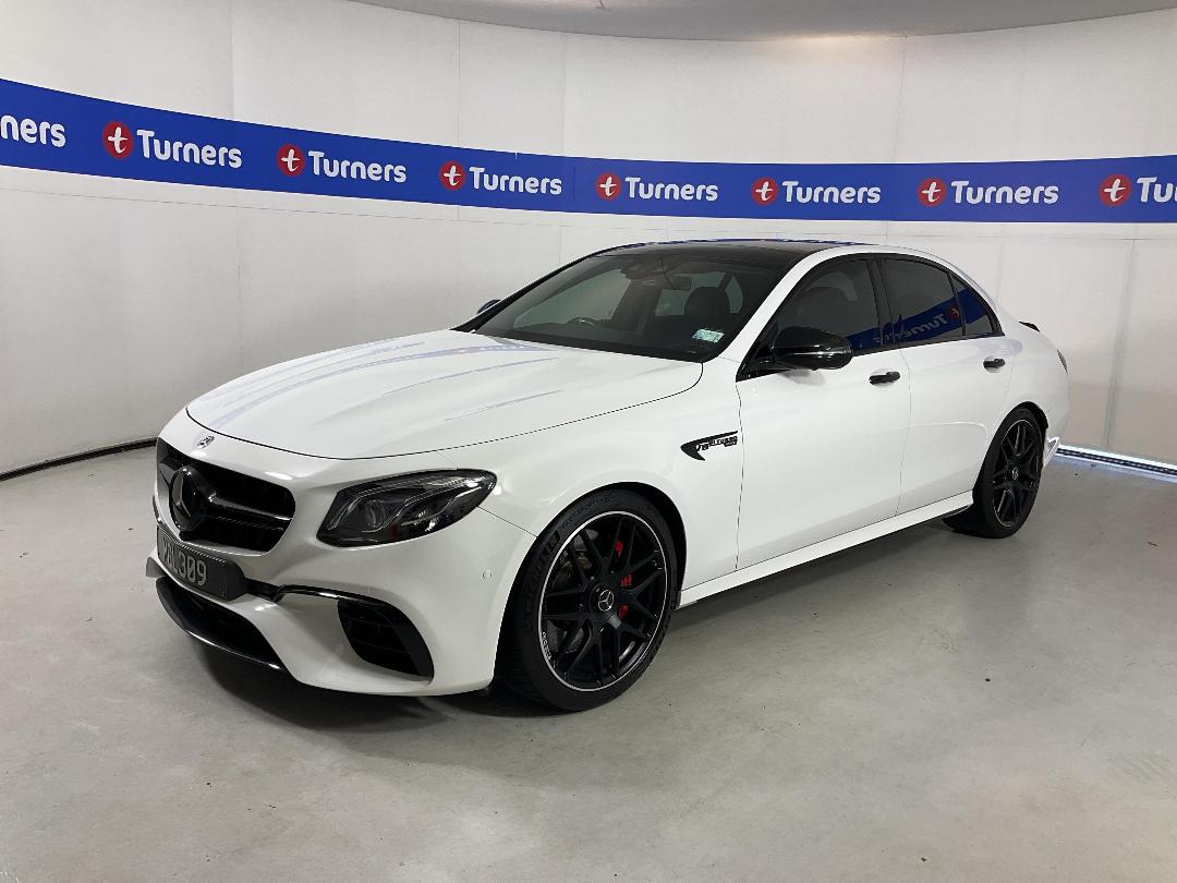 Photo '4' of Mercedes-Benz E63