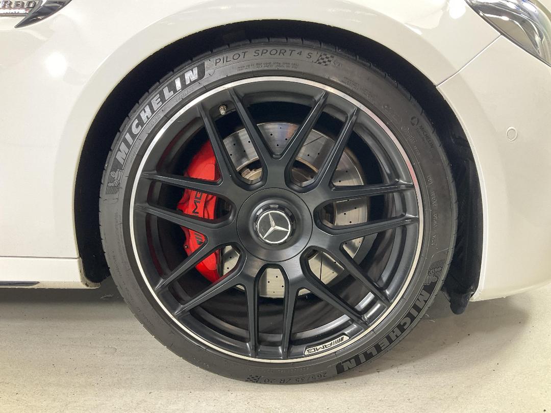 Photo '9' of Mercedes-Benz E63