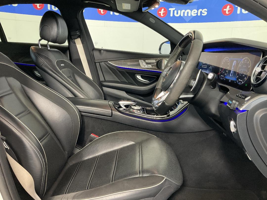 Photo '16' of Mercedes-Benz E63