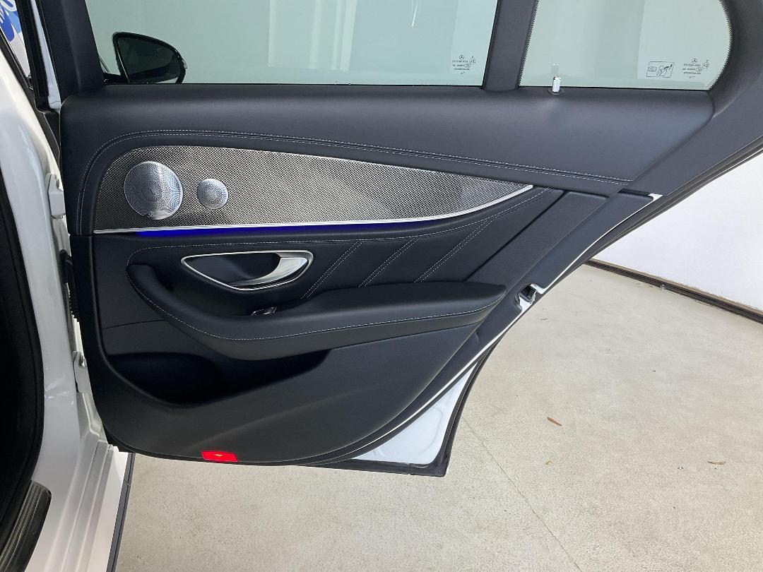 Photo '19' of Mercedes-Benz E63