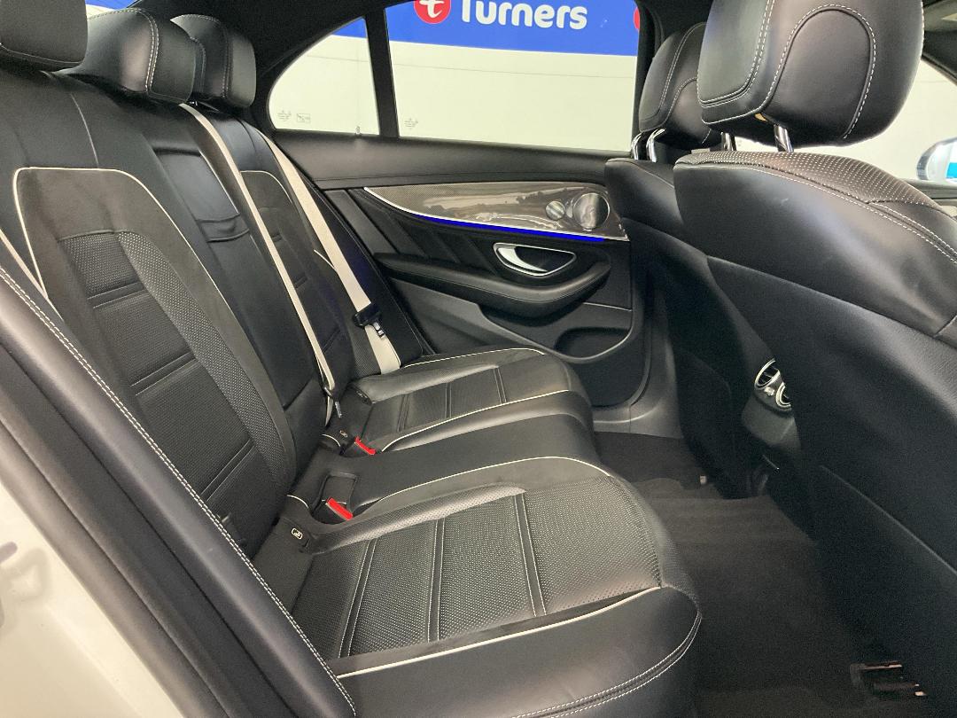 Photo '20' of Mercedes-Benz E63