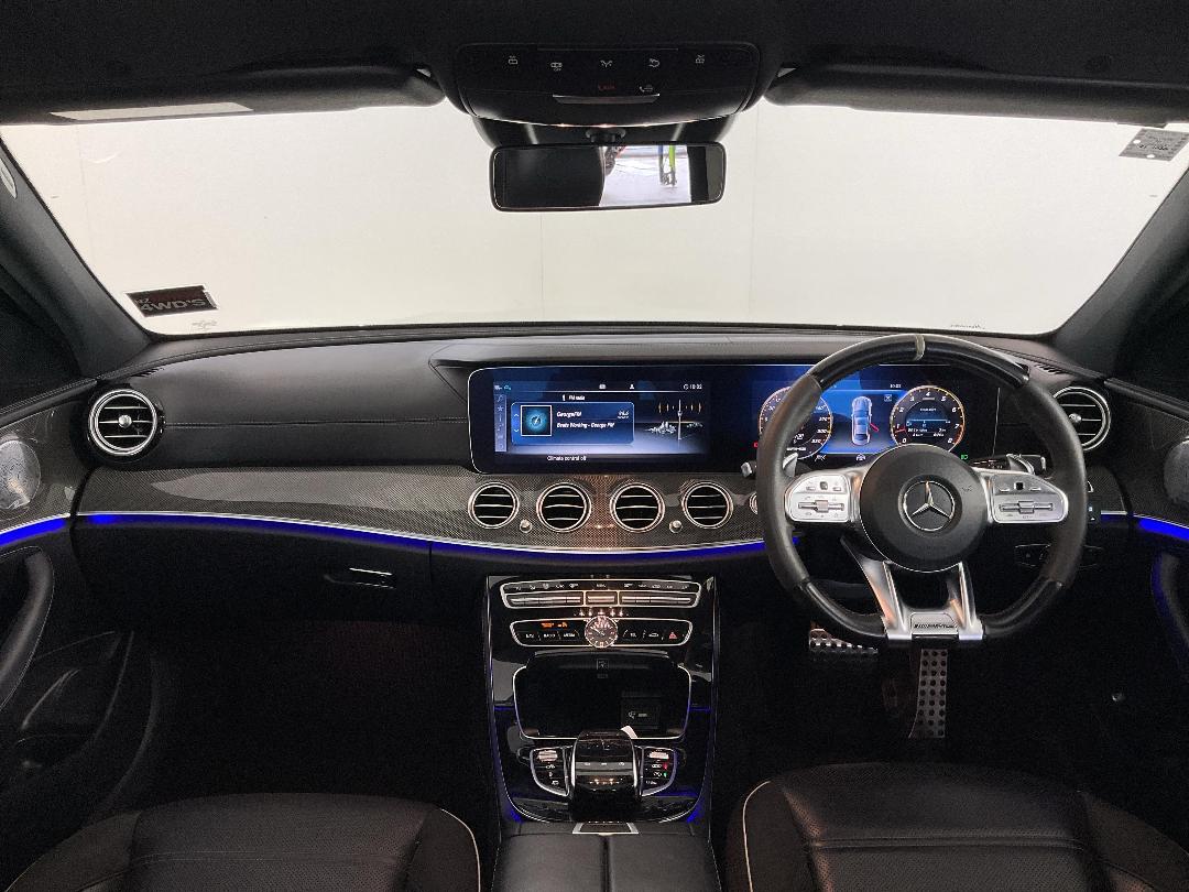 Photo '17' of Mercedes-Benz E63