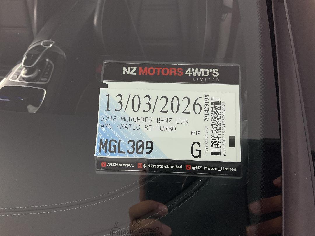 Photo '25' of Mercedes-Benz E63