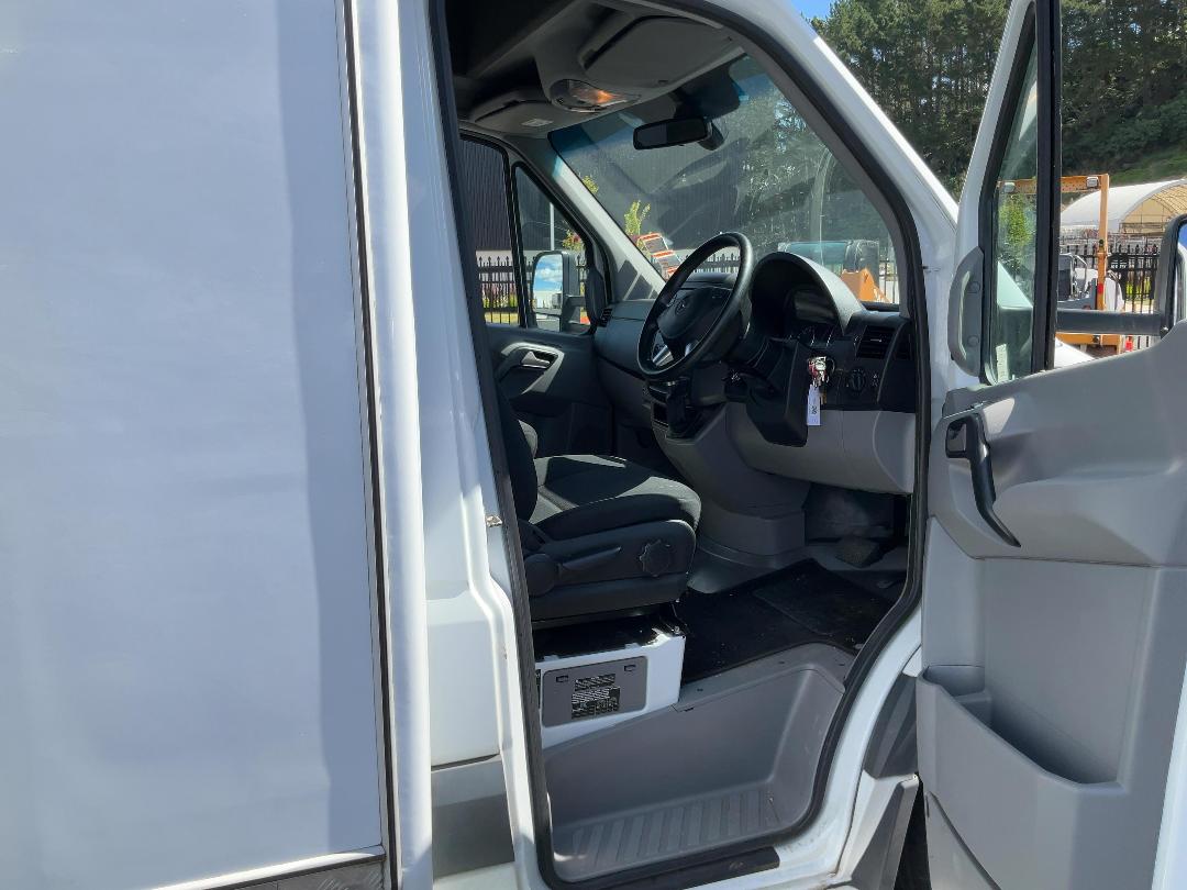 Photo '10' of Mercedes-Benz Sprinter 519 CC LWB 5.0T THL Motorhome