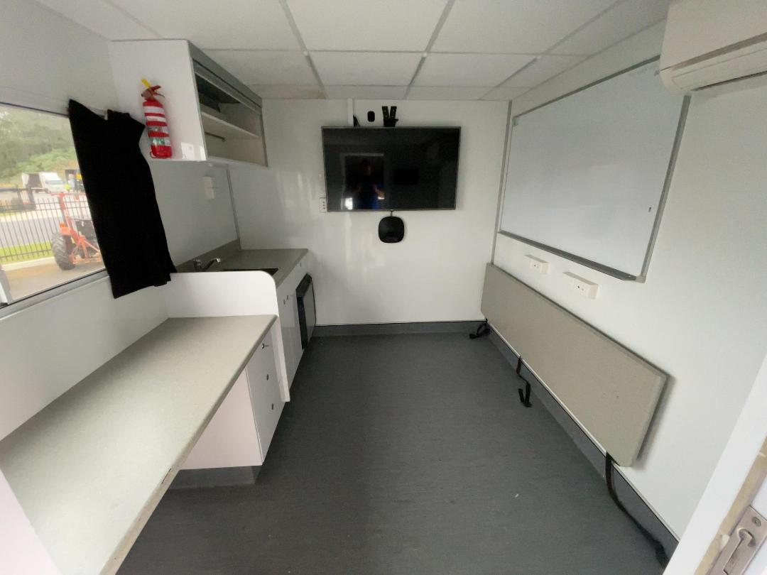 Photo '42' of Mercedes-Benz Sprinter 519 CC LWB 5.0T THL Motorhome