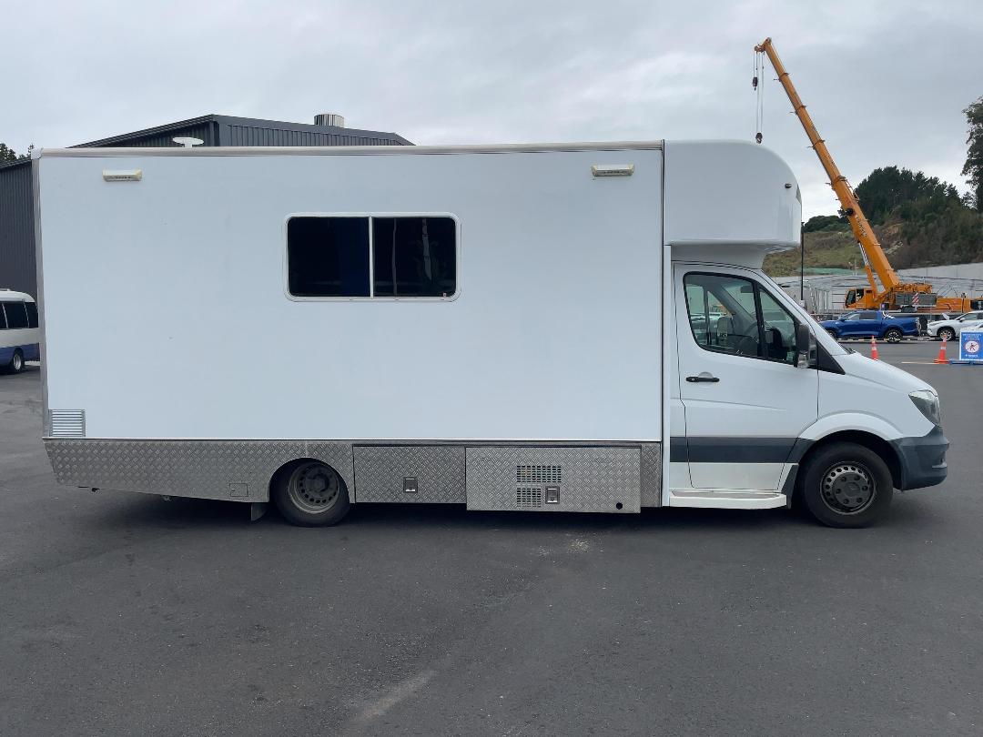 Photo '44' of Mercedes-Benz Sprinter 519 CC LWB 5.0T THL Motorhome