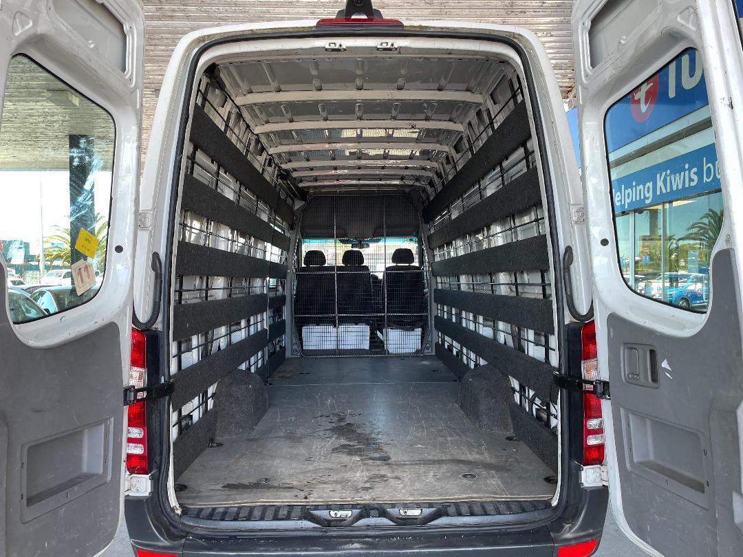 Photo '14' of Mercedes-Benz Sprinter