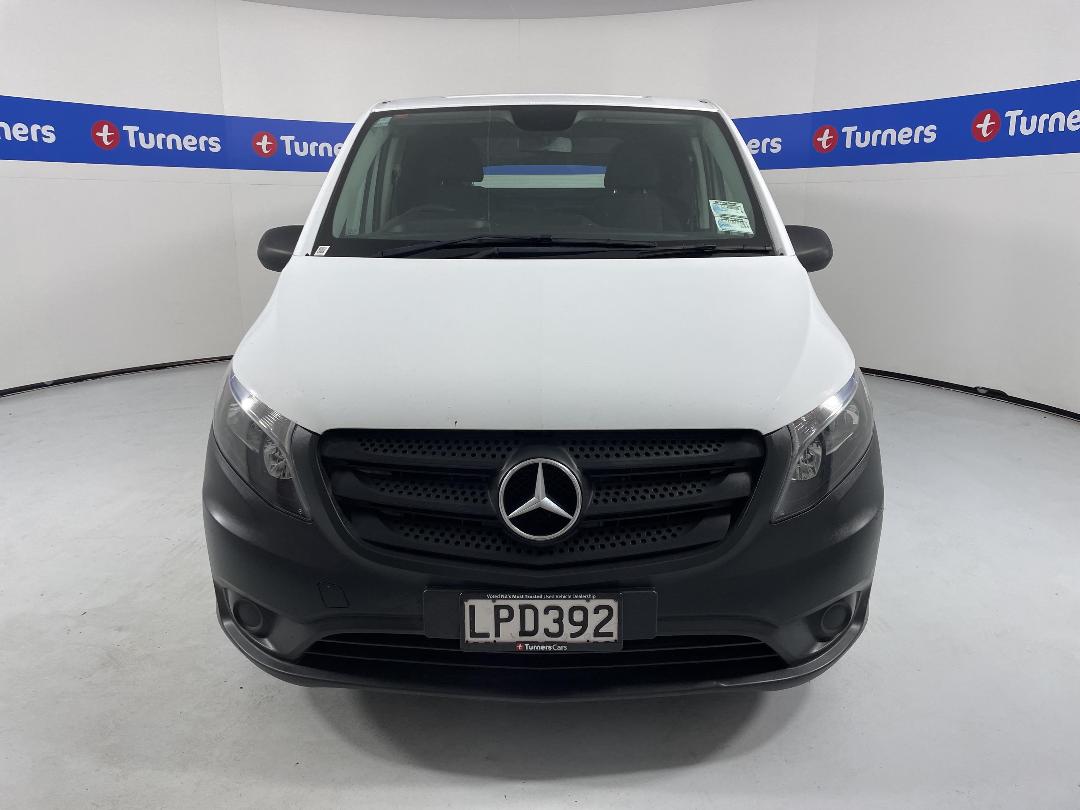 Photo '2' of Mercedes-Benz Vito Photo '2' of Mercedes-Benz Vito