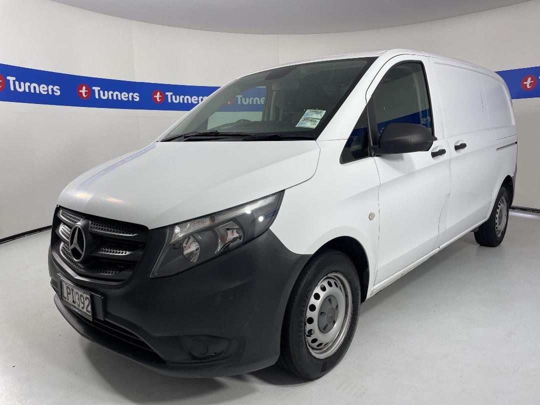 Photo '4' of Mercedes-Benz Vito Photo '4' of Mercedes-Benz Vito