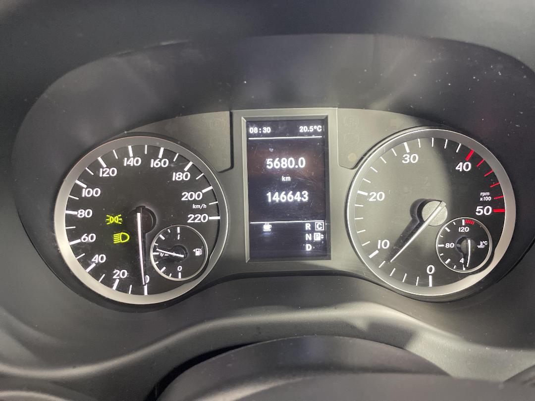 Photo '21' of Mercedes-Benz Vito Photo '21' of Mercedes-Benz Vito