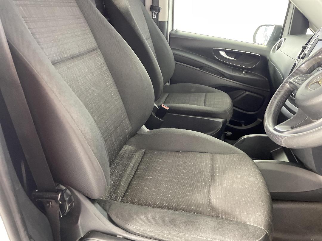 Photo '16' of Mercedes-Benz Vito Photo '16' of Mercedes-Benz Vito