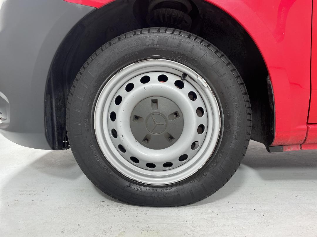 Photo '10' of Mercedes-Benz Vito