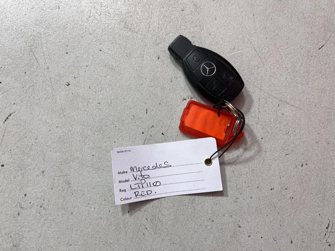 Photo '21' of Mercedes-Benz Vito Photo '21' of Mercedes-Benz Vito