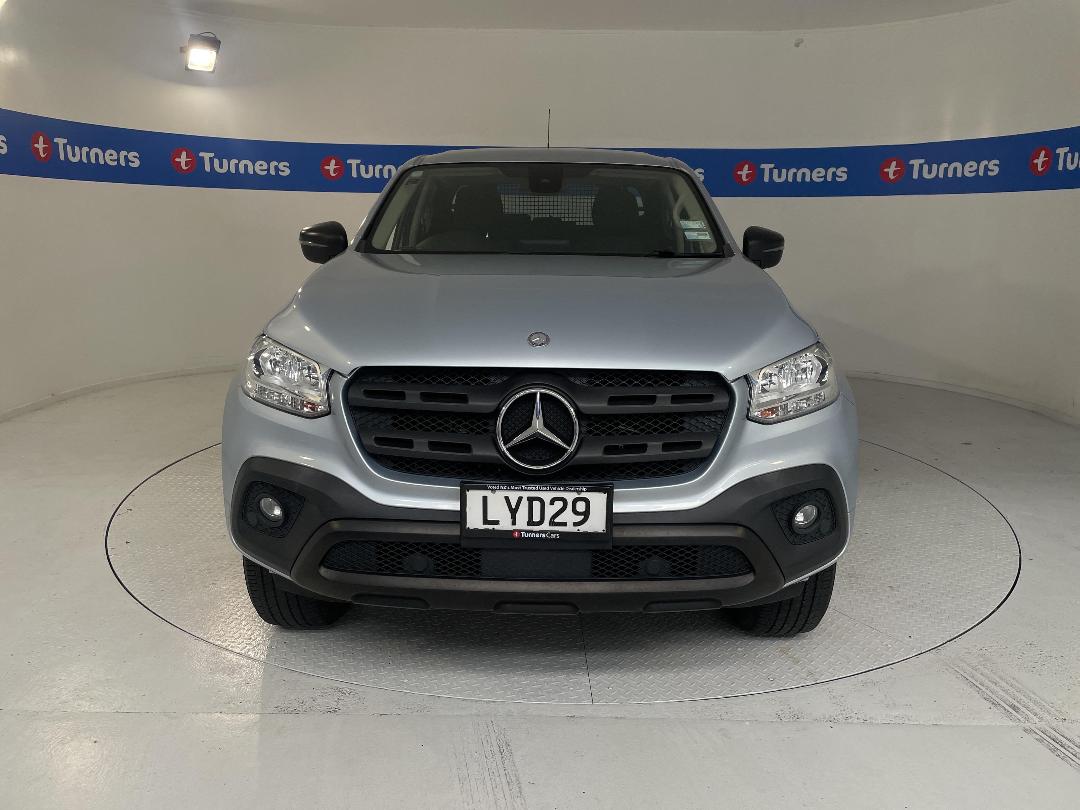 Photo '2' of Mercedes-Benz X-Class