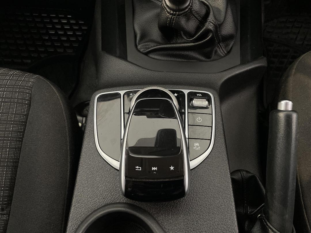 Photo '24' of Mercedes-Benz X-Class