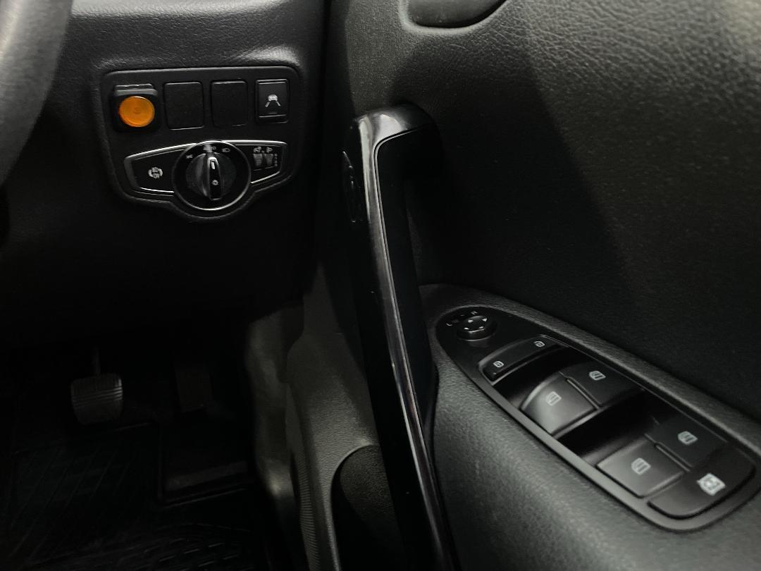 Photo '27' of Mercedes-Benz X-Class