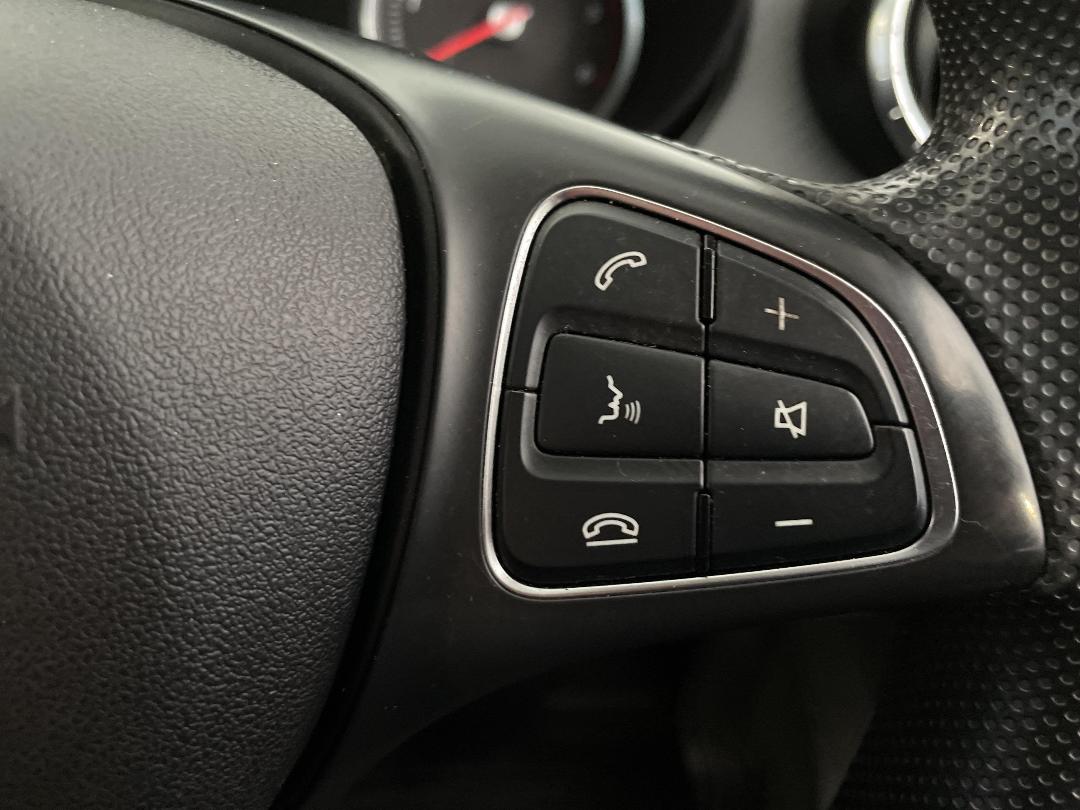 Photo '26' of Mercedes-Benz X-Class