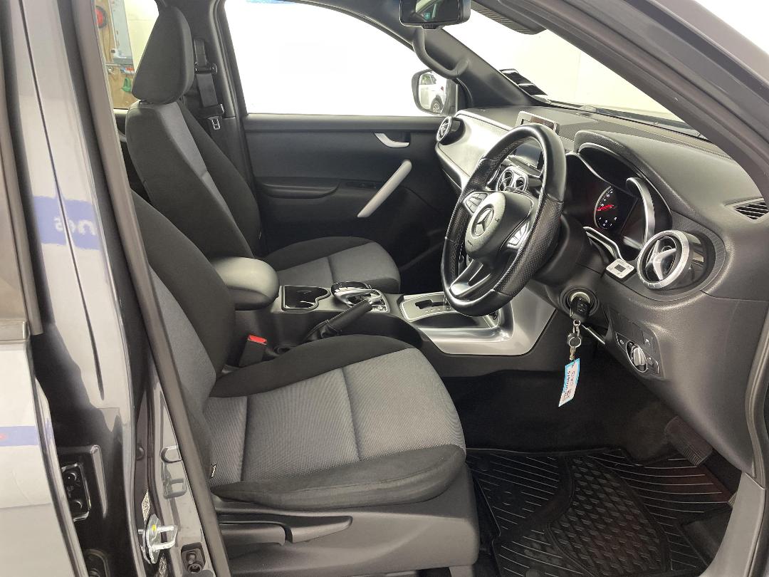 Photo '16' of Mercedes-Benz X-Class