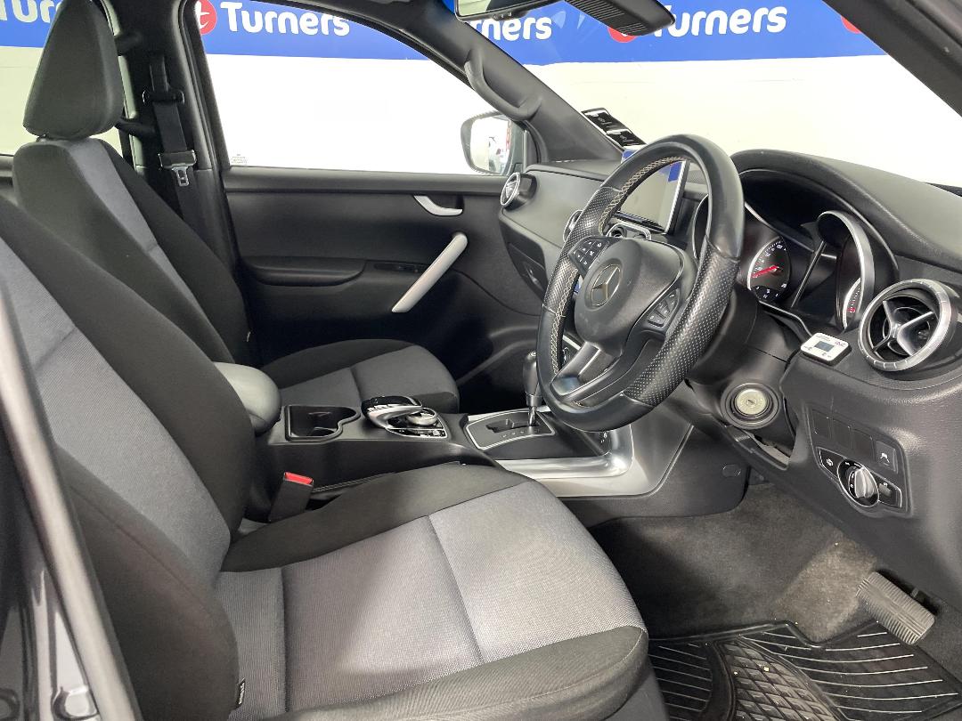 Photo '16' of Mercedes-Benz X-Class