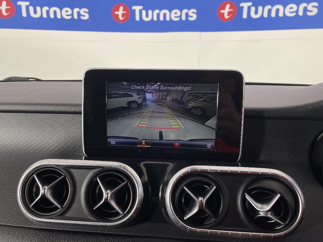 Photo '30' of Mercedes-Benz X-Class