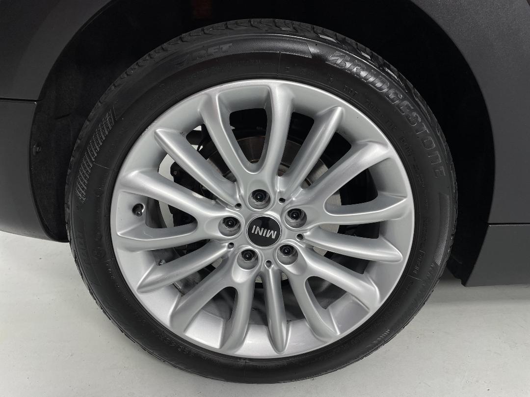 Photo '12' of Mini Clubman Photo '12' of Mini Clubman