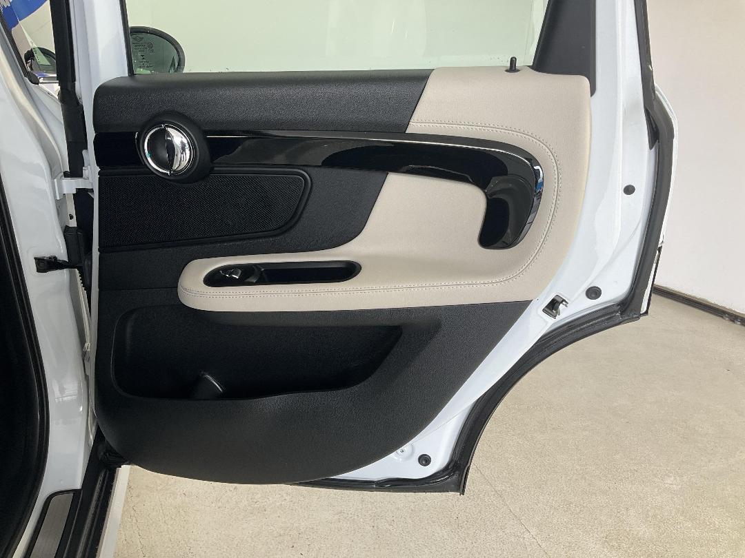 Photo '19' of Mini Cooper S Crossover