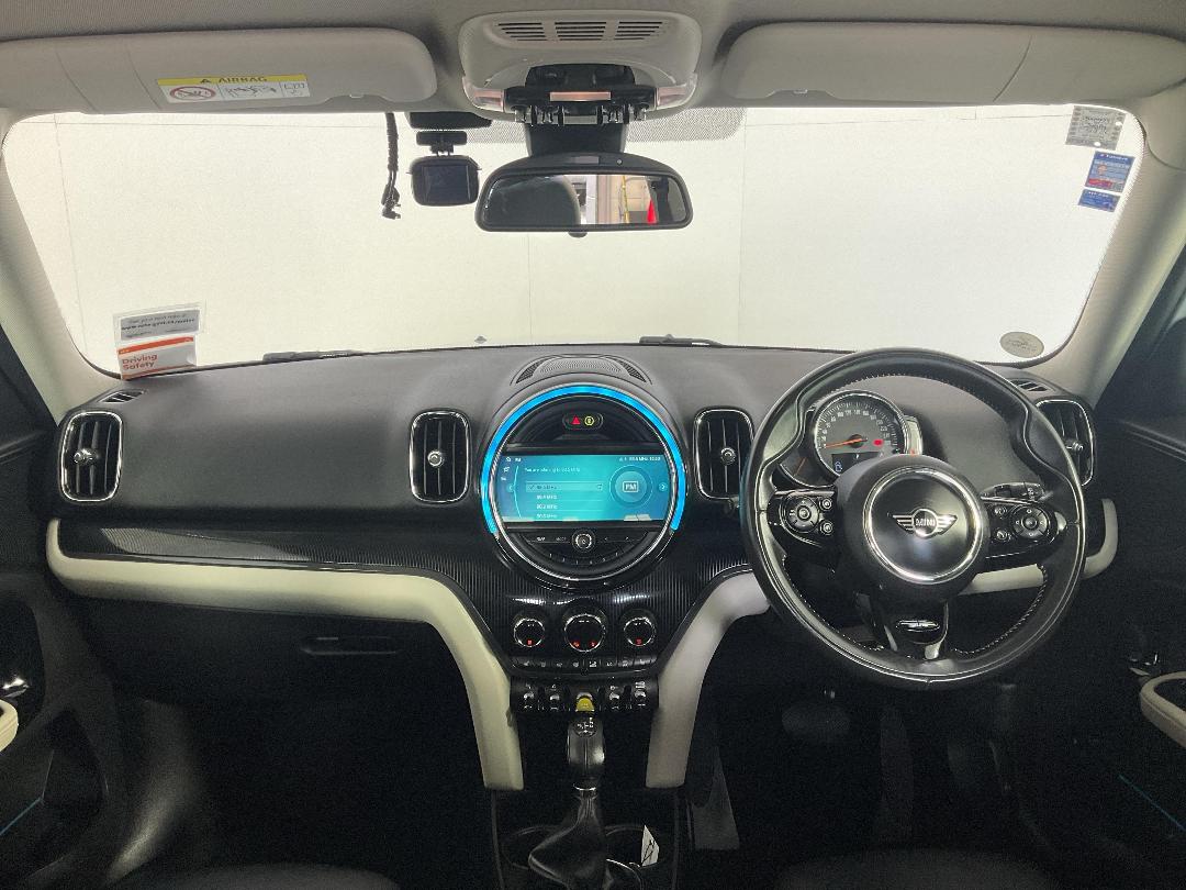 Photo '17' of Mini Cooper S Crossover