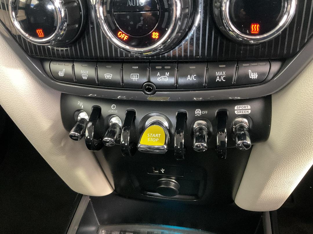 Photo '29' of Mini Cooper S Crossover