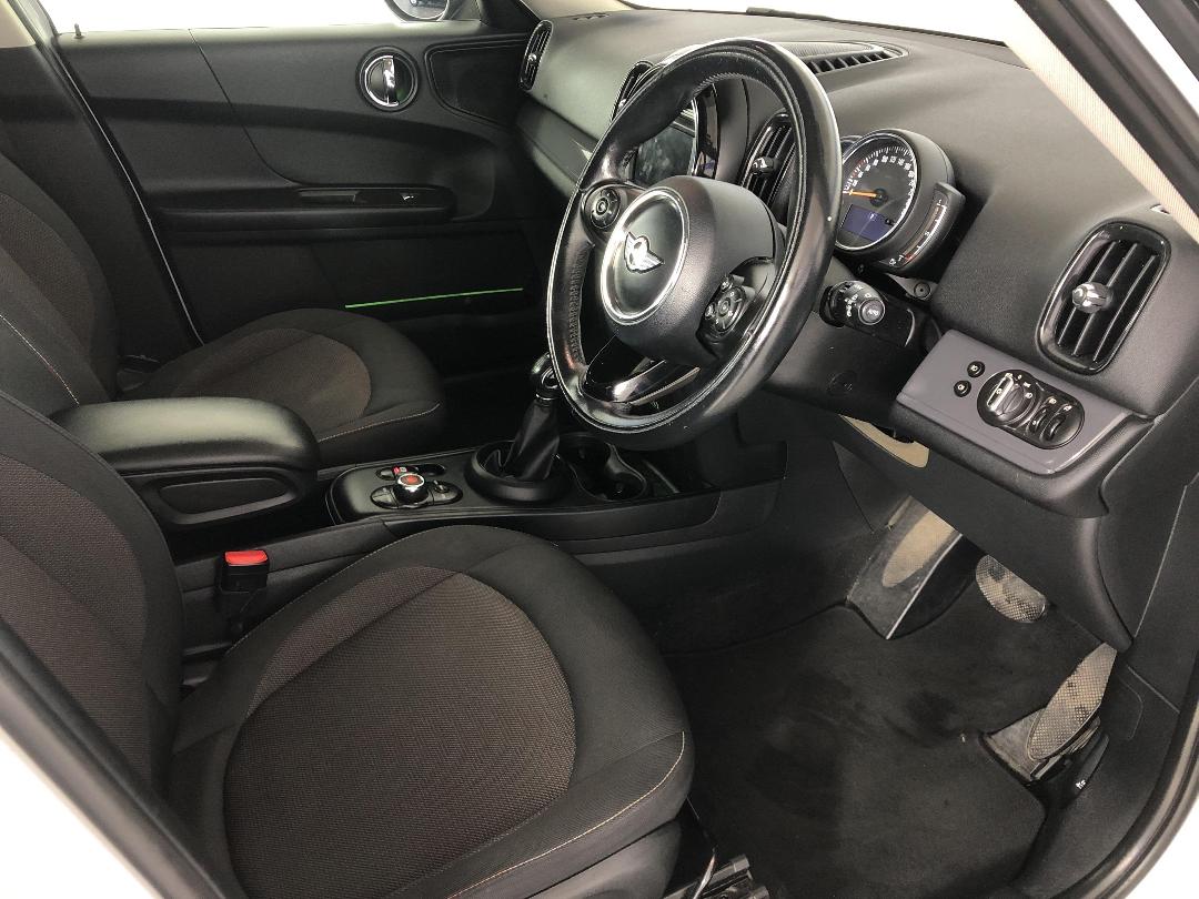 Photo '16' of Mini Countryman Photo '16' of Mini Countryman