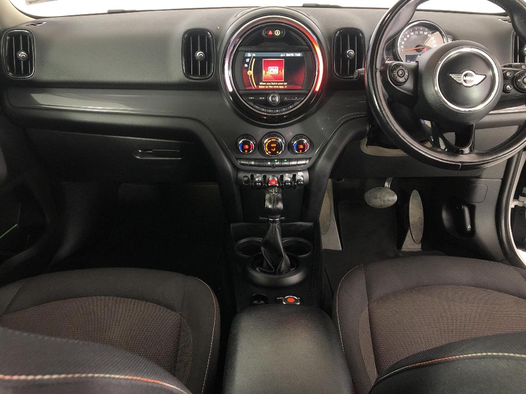 Photo '17' of Mini Countryman Photo '17' of Mini Countryman