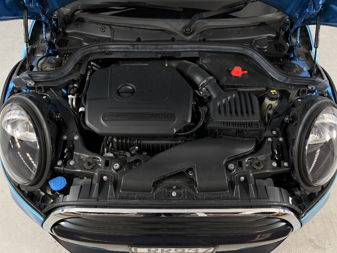 Photo '13' of Mini Hatch Photo '13' of Mini Hatch