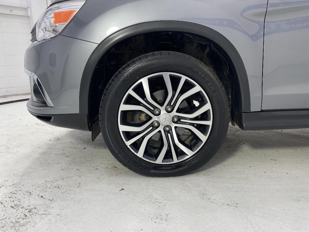 Photo '10' of Mitsubishi ASX