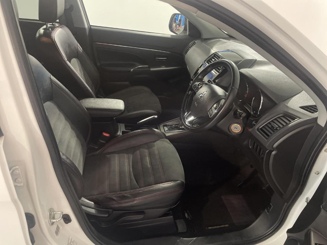 Photo '16' of Mitsubishi ASX