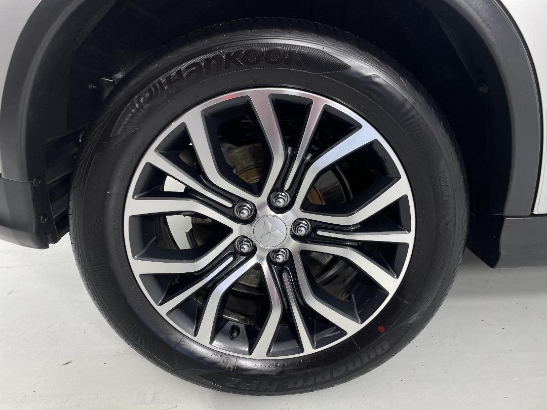 Photo '12' of Mitsubishi ASX