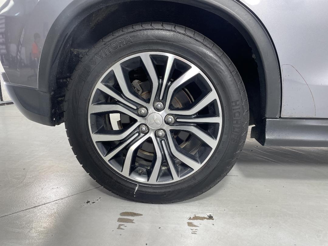 Photo '12' of Mitsubishi ASX