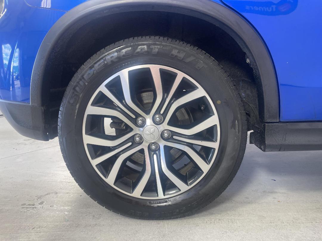 Photo '12' of Mitsubishi ASX