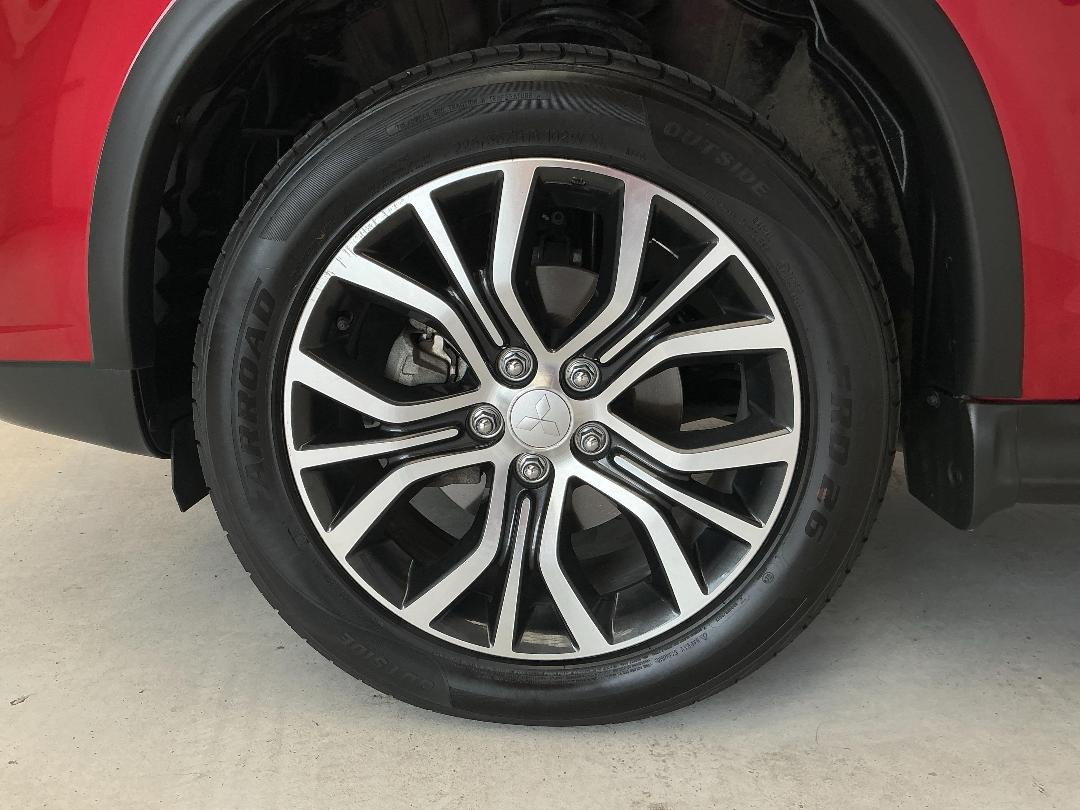 Photo '10' of Mitsubishi ASX