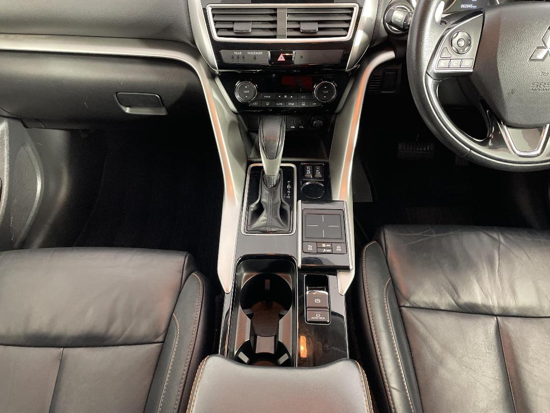 Photo '18' of Mitsubishi Eclipse Cross Photo '18' of Mitsubishi Eclipse Cross