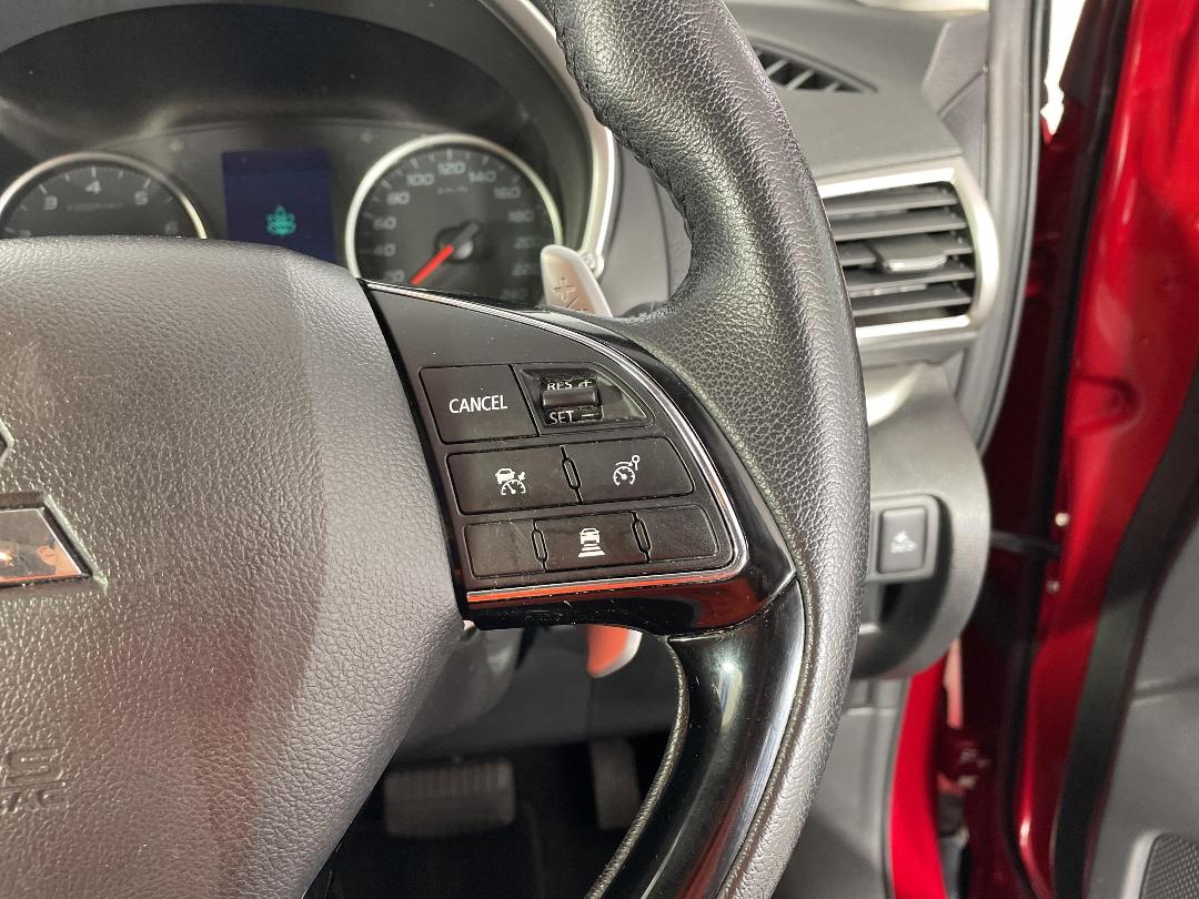 Photo '29' of Mitsubishi Eclipse Cross Photo '29' of Mitsubishi Eclipse Cross