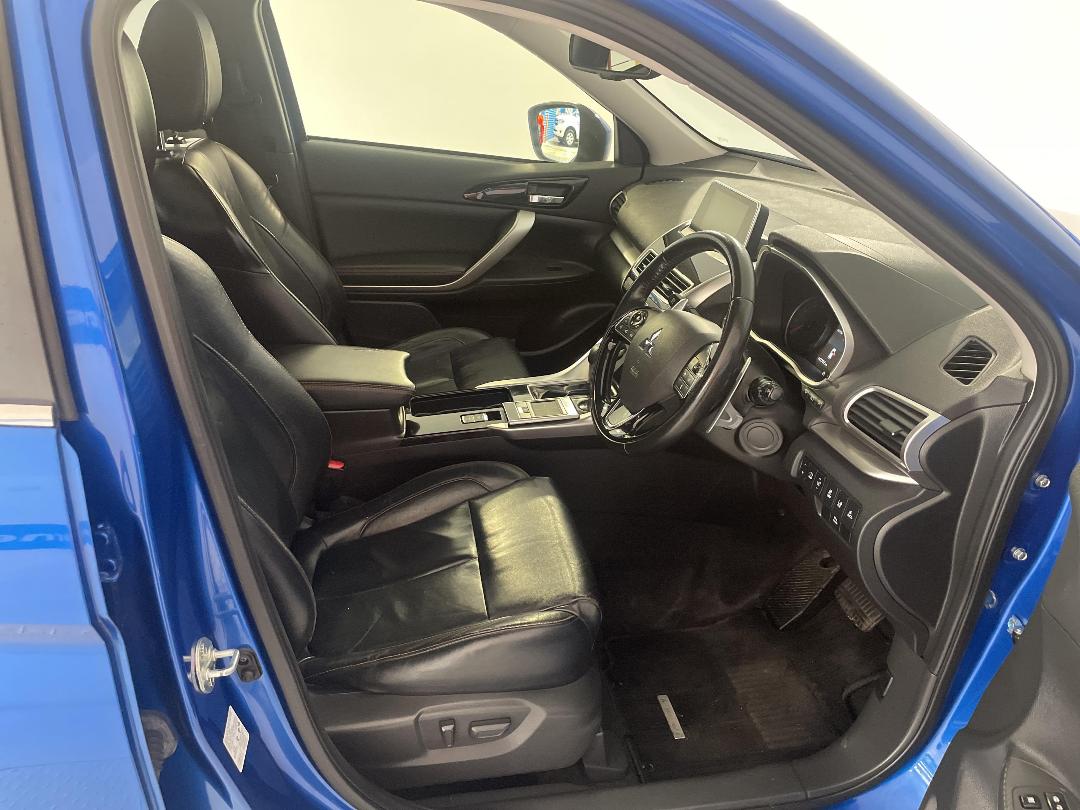 Photo '16' of Mitsubishi Eclipse Cross