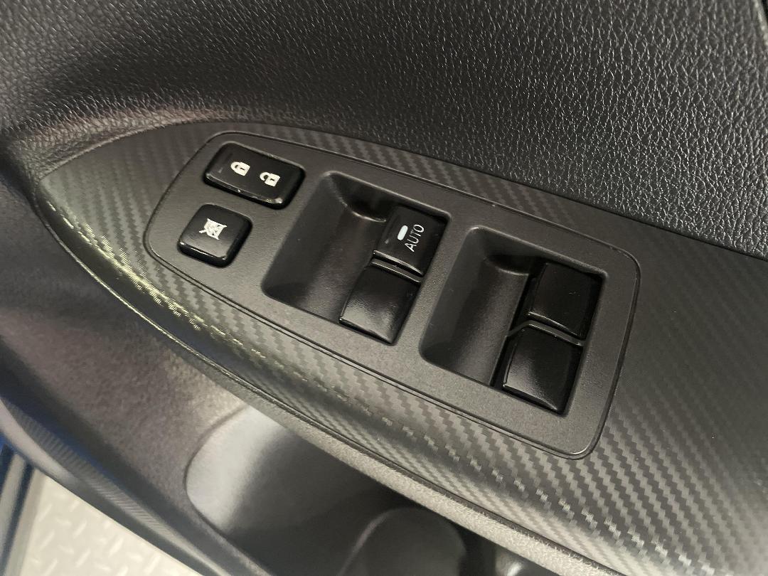 Photo '24' of Mitsubishi Eclipse Cross