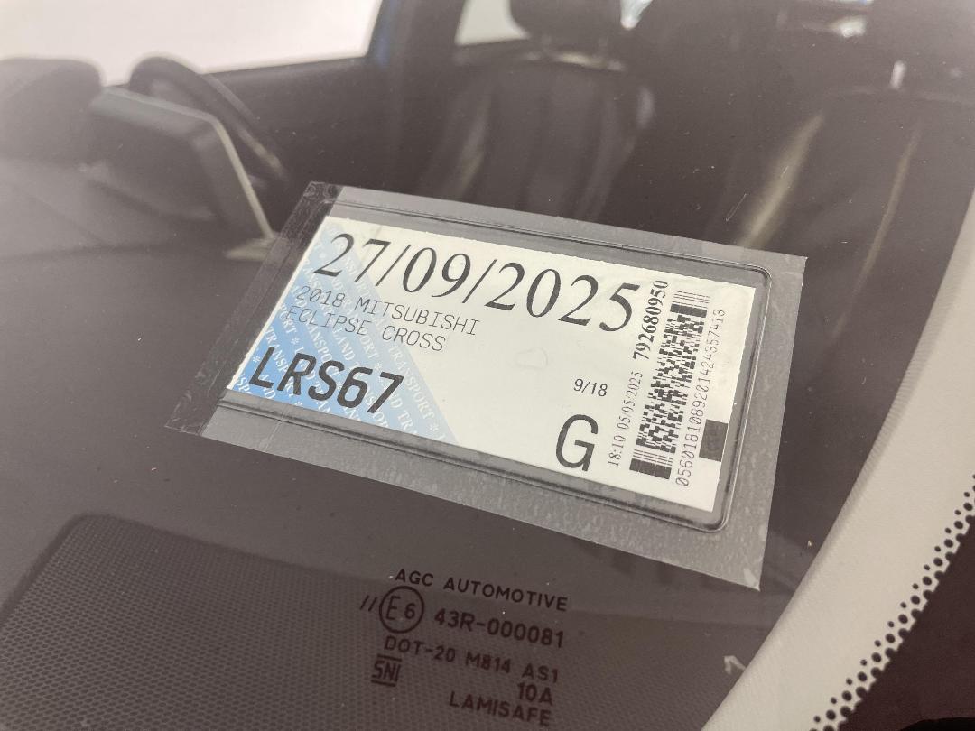 Photo '35' of Mitsubishi Eclipse Cross